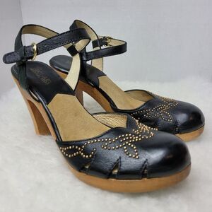 Michael Kors Black Leather Studded Mary Jane Wooden Heels Shoes 8.5 M